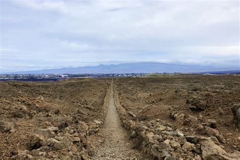  Walks Through History: A Connoisseur's Guide to Ancient Footpaths - Unveiling the Echoes of Time on Cobbled Lanes